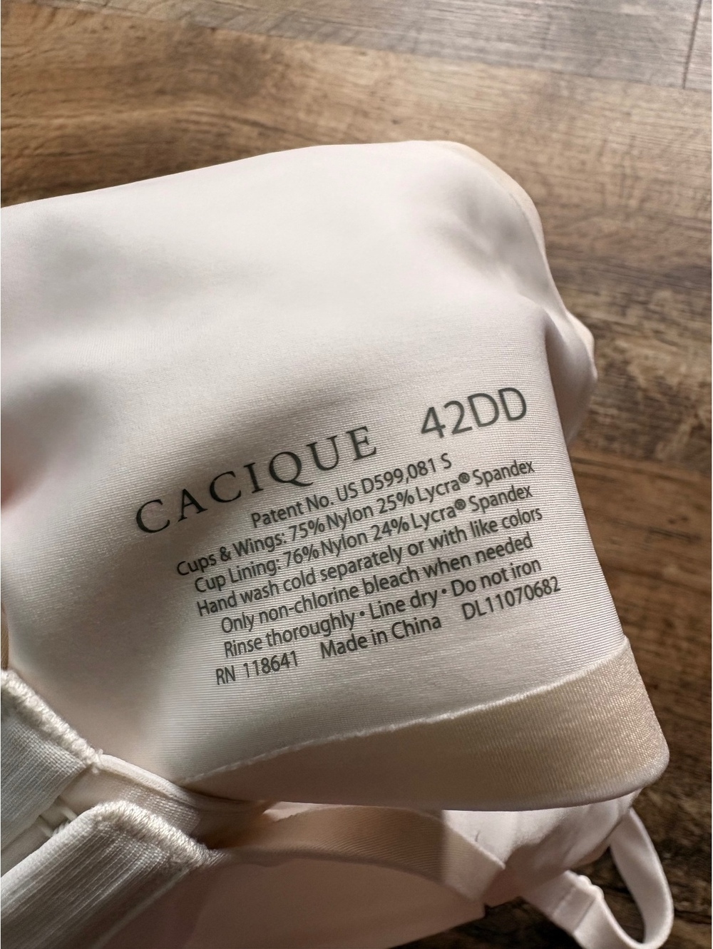 Cacique 42DD Beige Underwire Bra with Adjustable Straps - Picture 3 of 3